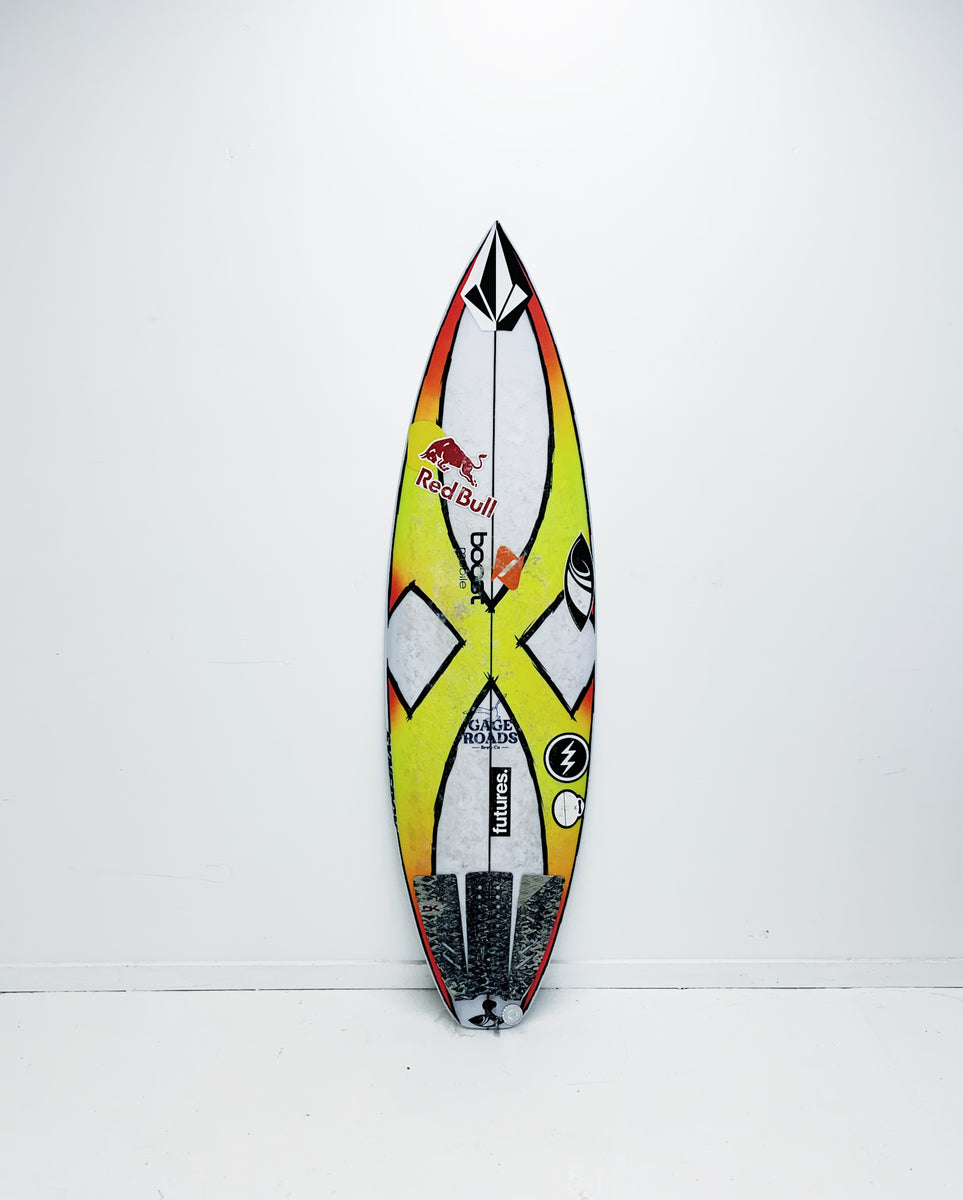 EX TEAM (SYNERGY SHARPEYE) 5'10 x 19 1/4 x 2 5/8 - 29.4L