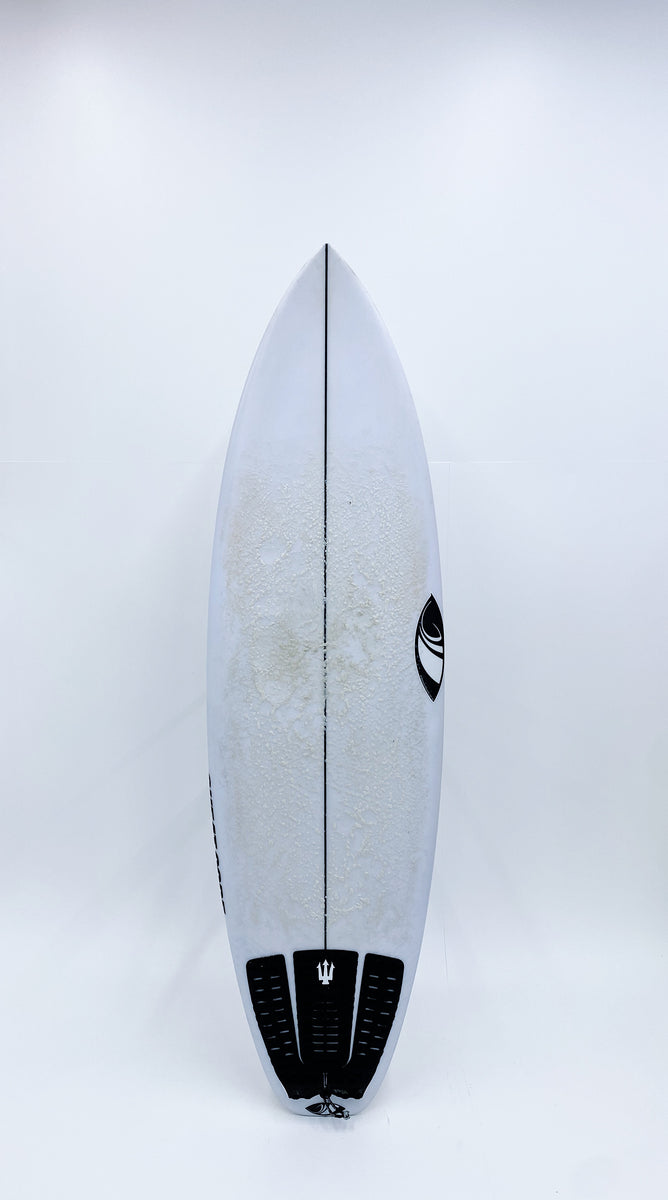 USED (CHEAT CODE SHARPEYE) - 5'11 X 19 3/4 X 2 5/8 - 33L