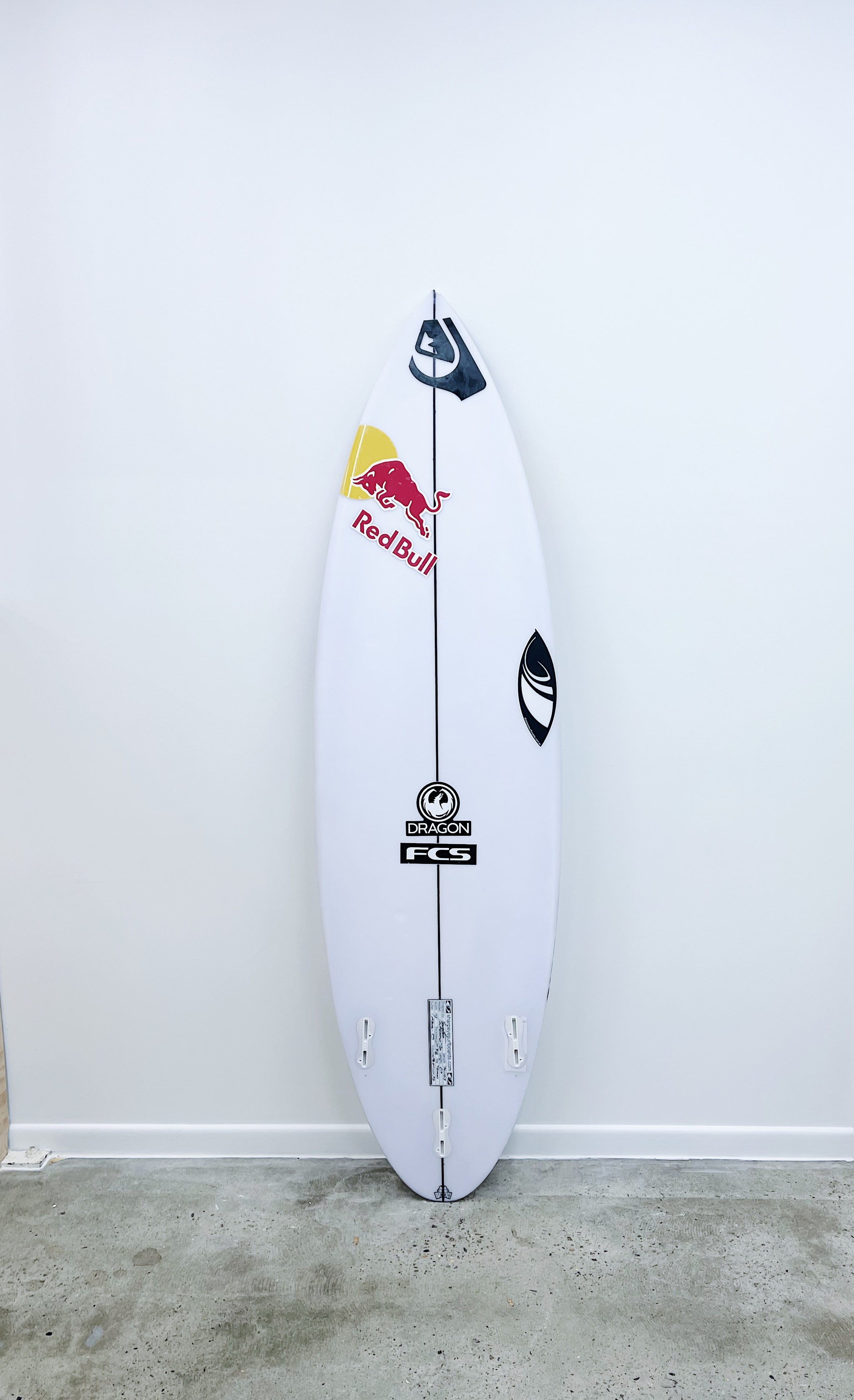 USED BOARD (SHARPEYE INFERNO 72 Round Tail) - 6'0 x 19 x 2 5/8