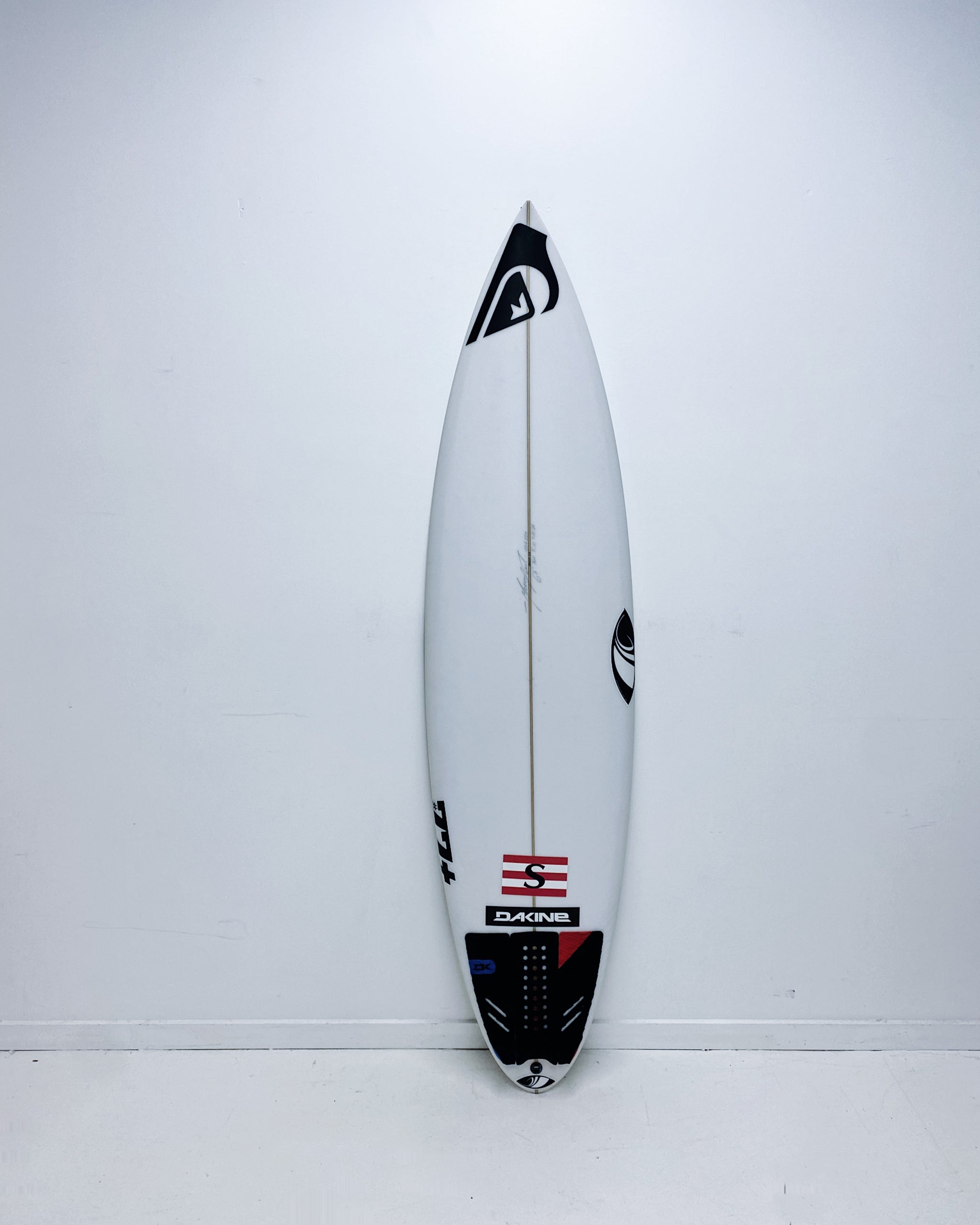 EX TEAM (#77+ SHARPEYE) 6'3 x 18.38 x 2.48 - 28.6L - #784250